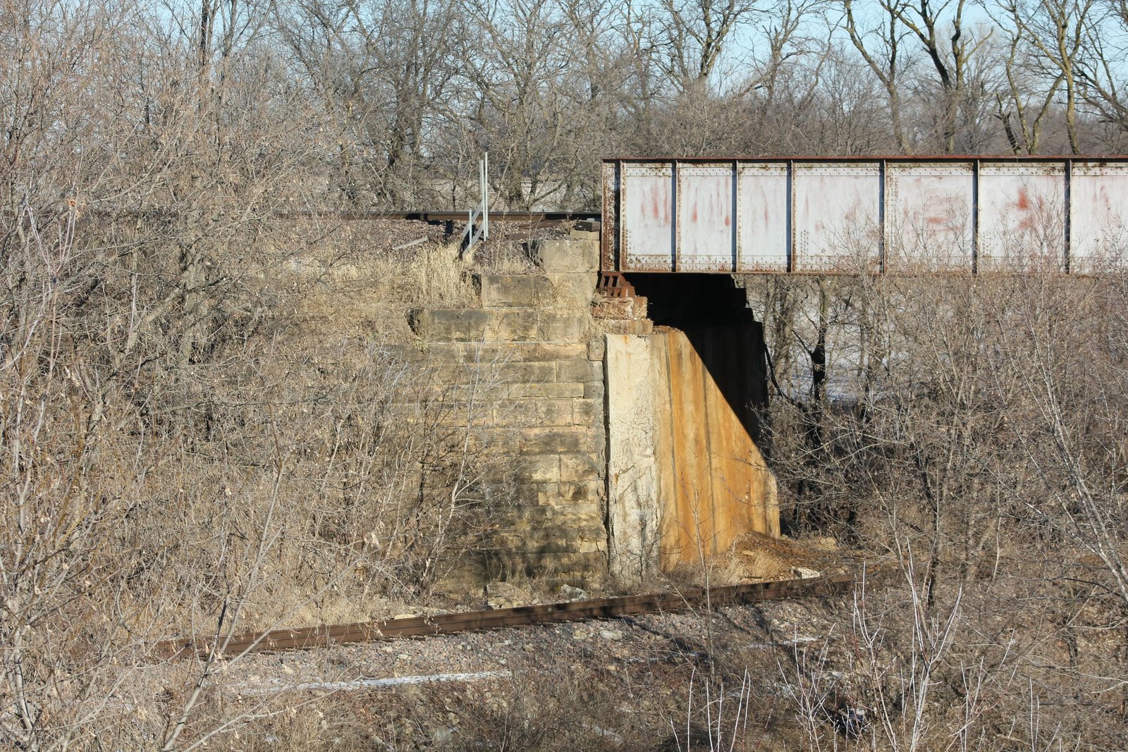 East abutment